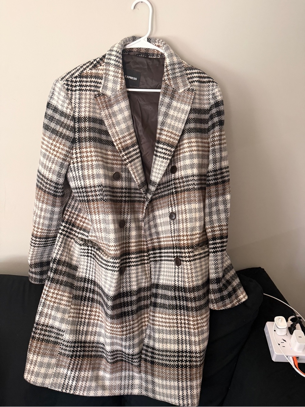 Express Men’s Plaid Double-Breasted Wool Blend Coat - Neutral Plaid